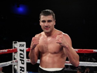 Коронавирус спутал планы возвращения в ринг харьковскому боксеру Гвоздику, живущему в США Коронавирус спутал планы возвращения в ринг харьковскому боксеру Гвоздику, живущему в США