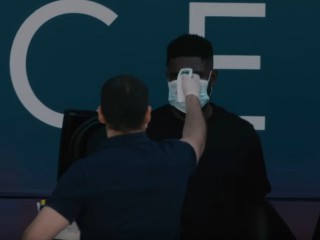 Измерение температуры и тест на коронавирус. «Обязательная программа» футболистов «Барселоны» Измерение температуры и тест на коронавирус. «Обязательная программа» футболистов «Барселоны»