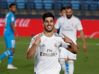 Супервозвращение после тяжелейшей травмы: гол первым касанием Супервозвращение после тяжелейшей травмы: гол первым касанием