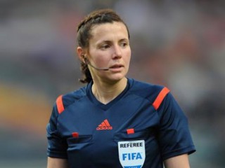 Уникальный случай: обслуживать оба полуфинала Кубка Украины доверено одному и тому же харьковскому арбитру Уникальный случай: обслуживать оба полуфинала Кубка Украины доверено одному и тому же харьковскому арбитру