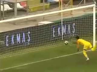 Очень невезучий голкипер Очень невезучий голкипер