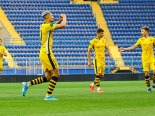 ���������� 1925� ������� ������ � �������� ���������