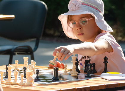 В Харькове начали устраивать вечера шахмат (ФОТО) В Харькове начали устраивать вечера шахмат (ФОТО)