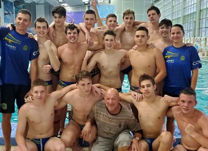 Водное поло. Харьковчане оформили чемпионский дубль Водное поло. Харьковчане оформили чемпионский дубль