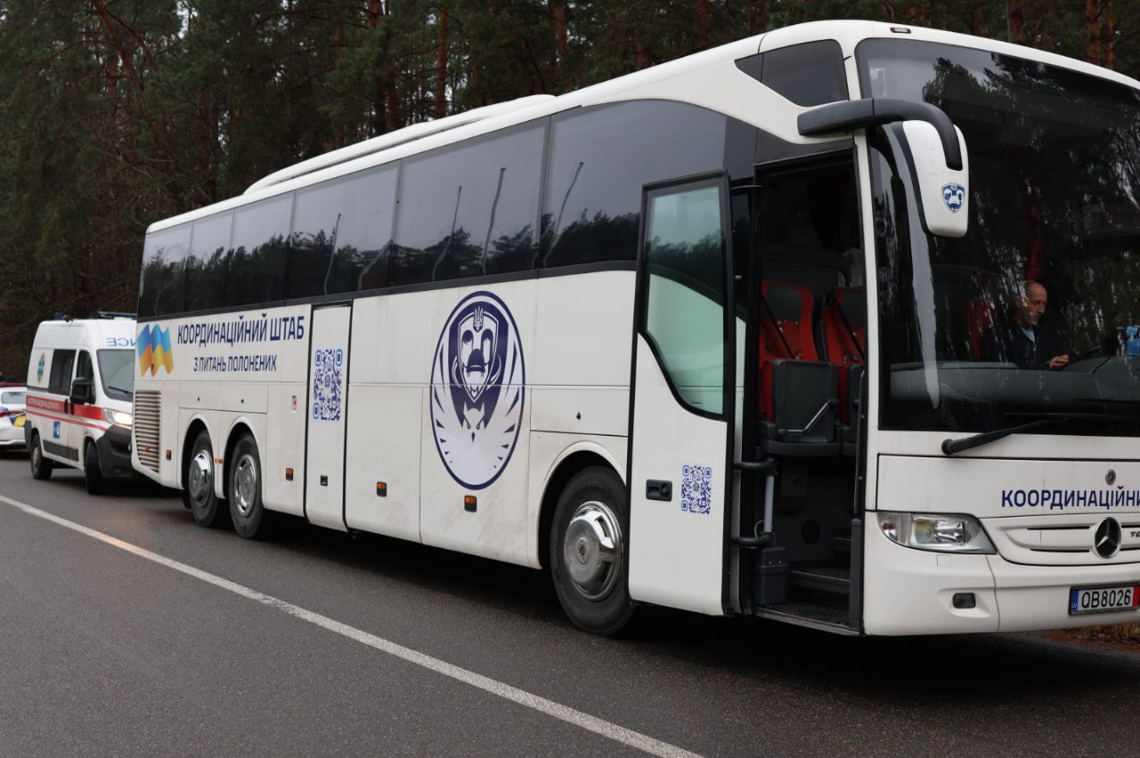 До України повернулися десятки українців, затриманих у Беларусі До України повернулися десятки українців, затриманих у Беларусі