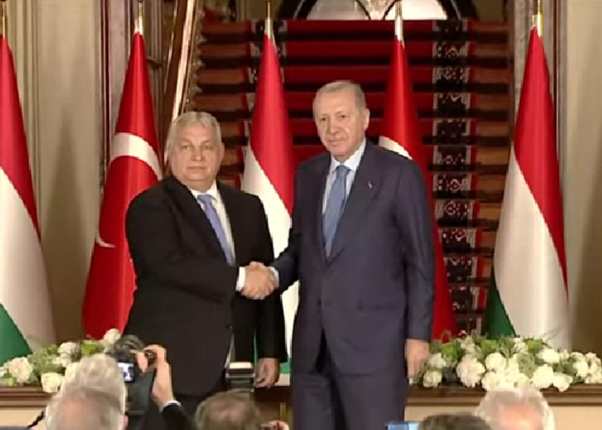 Туреччина продовжуватиме постачати до Угорщини російський газ Туреччина продовжуватиме постачати до Угорщини російський газ