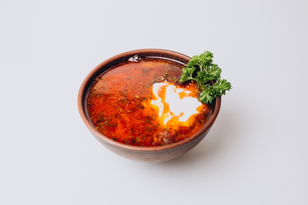 Незвичайний борщ: як приготувати ситну першу страву зі скумбрією Незвичайний борщ: як приготувати ситну першу страву зі скумбрією