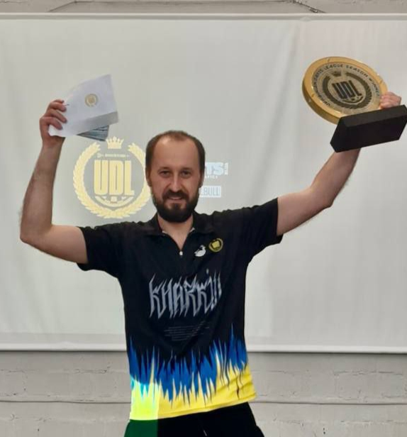 Викладач Харківського університету став чемпіоном України з дартсу Викладач Харківського університету став чемпіоном України з дартсу