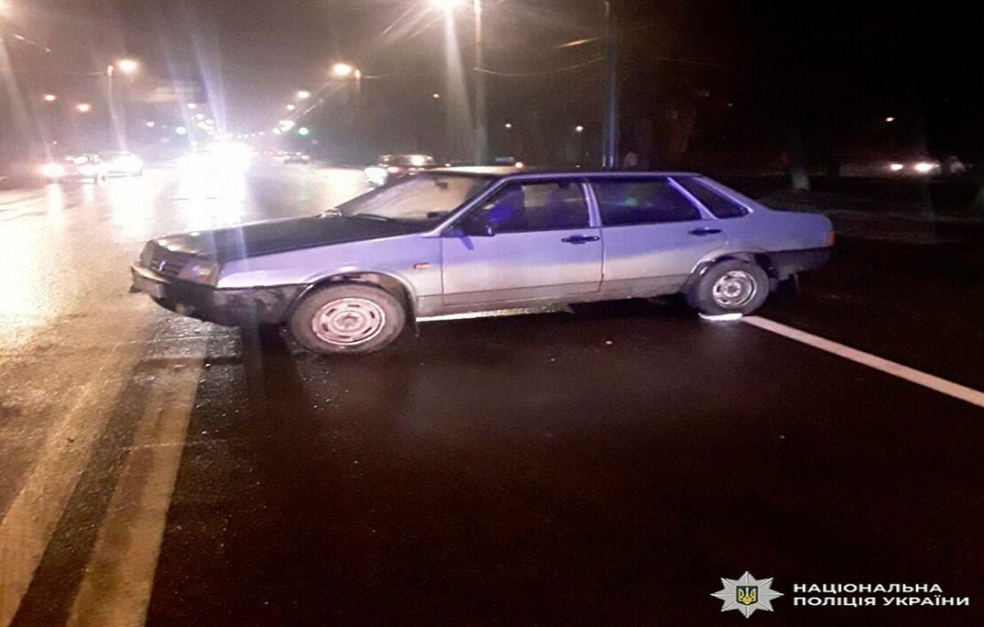 ДТП на проспекті Олександрівському у Харкові: поліція шукає свідків ДТП на проспекті Олександрівському у Харкові: поліція шукає свідків