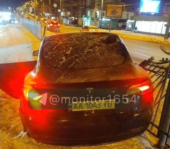 �� ����������� �������� �������� �� Tesla ��������� �����