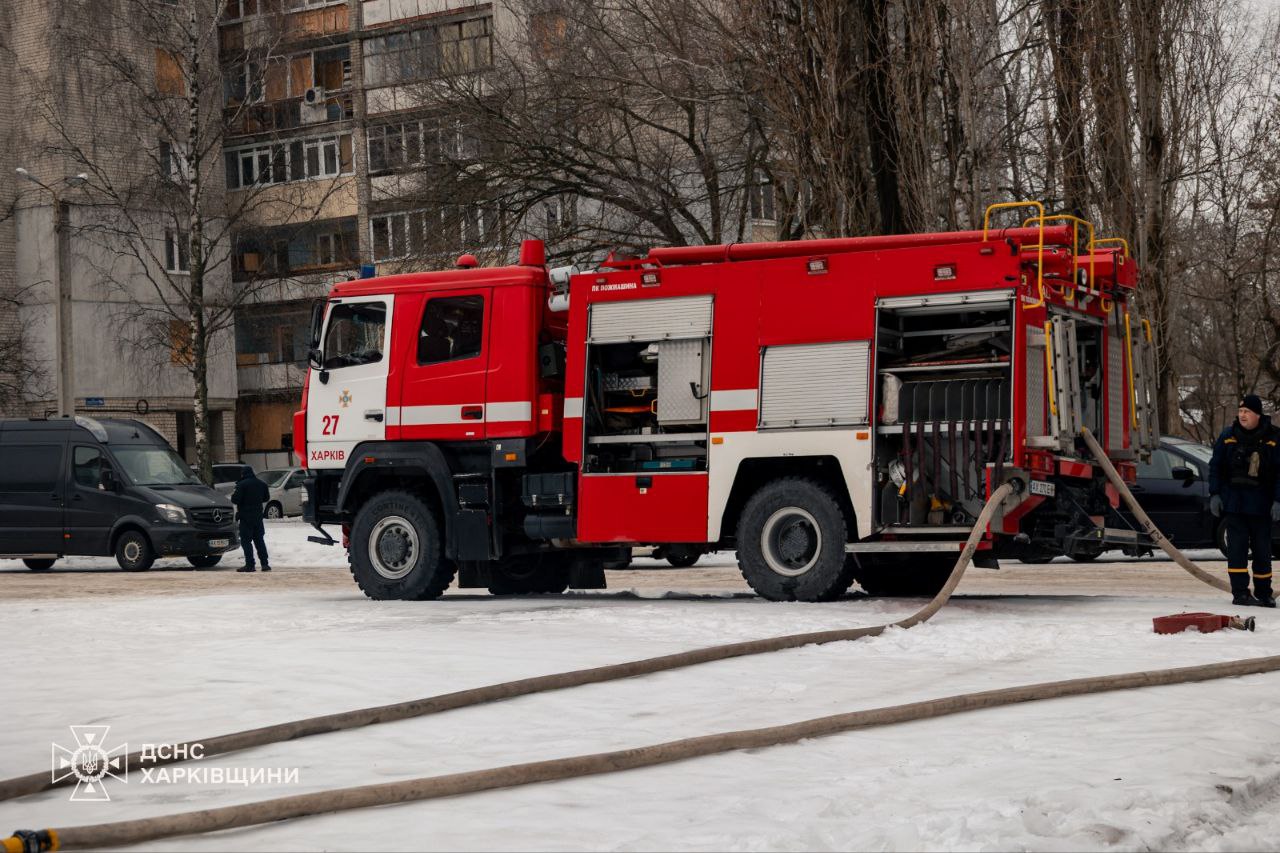 Пожежа сталася у Харкові на території навчально-спортивного комплексу Пожежа сталася у Харкові на території навчально-спортивного комплексу