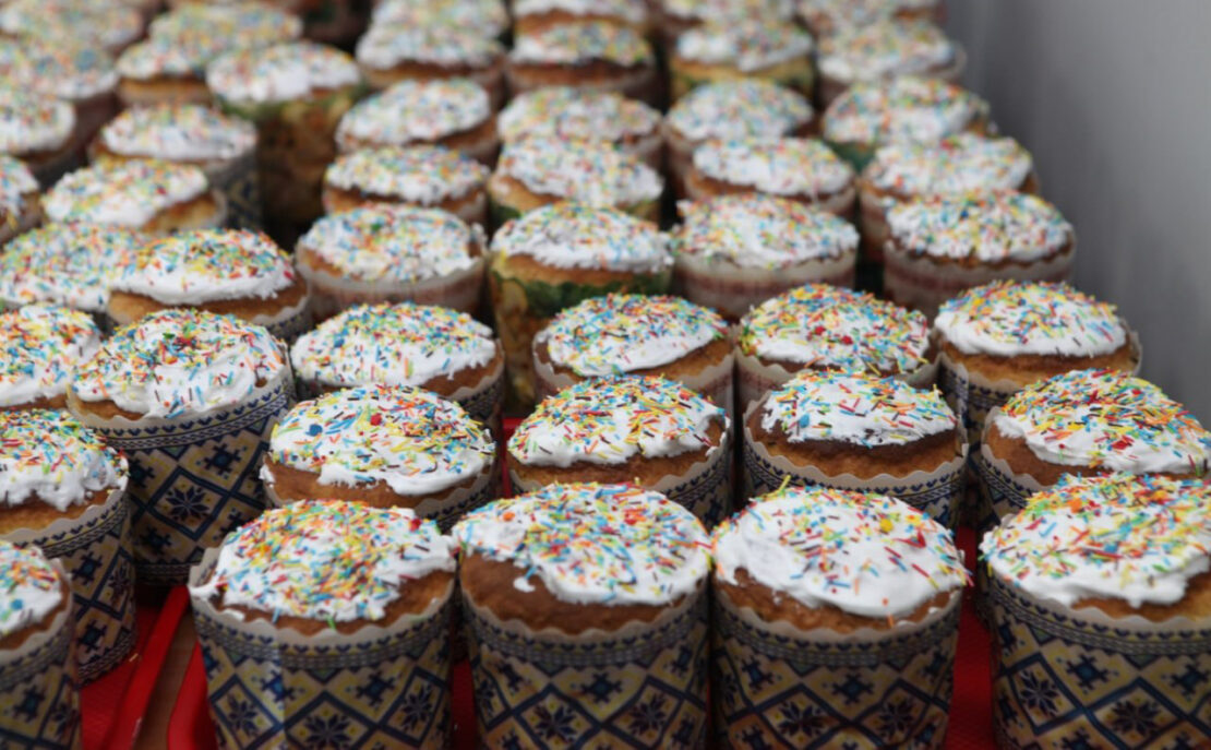 Харківські енергетики передали захисникам великодні паски Харківські енергетики передали захисникам великодні паски