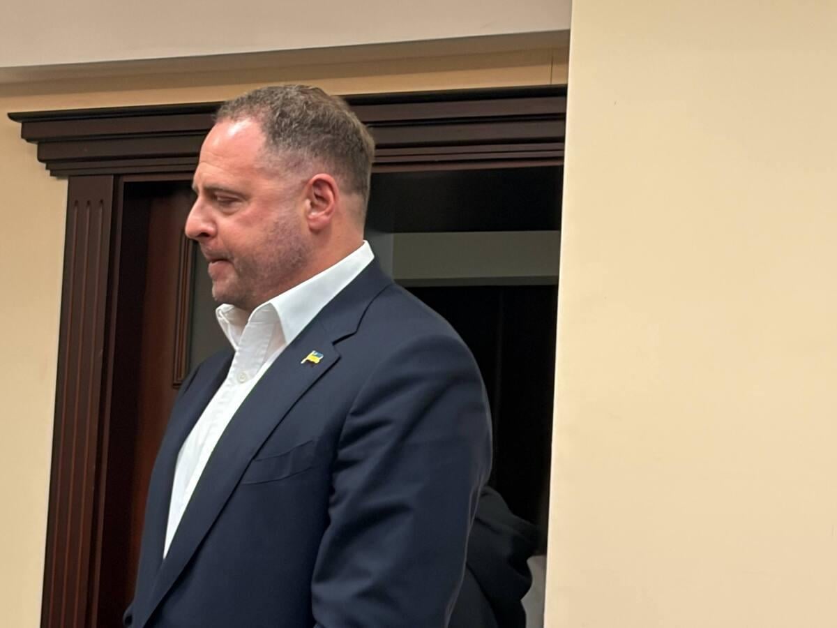 Єрмак в суді стверджує, що підозра йому є необґрунтованою Єрмак в суді стверджує, що підозра йому є необґрунтованою