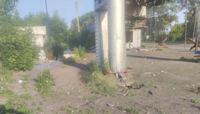 Російський FPV-дрон втретє за день атакував Золочів на Харківщині Російський FPV-дрон втретє за день атакував Золочів на Харківщині