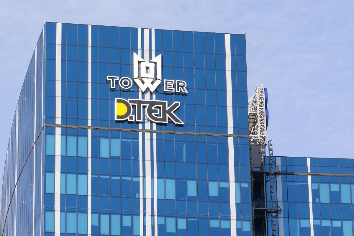 За тиждень ДТЕК повернув світло понад 360 тисячам сімей після обстрілів За тиждень ДТЕК повернув світло понад 360 тисячам сімей після обстрілів