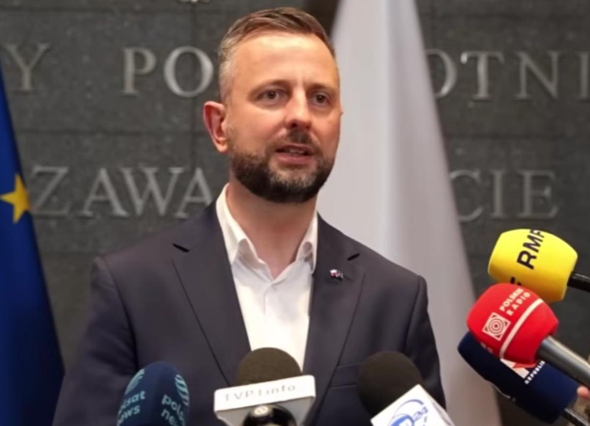 З Бандерою до Європейського Союзу Україна не увійде, - міністр оборони Польщі З Бандерою до Європейського Союзу Україна не увійде, - міністр оборони Польщі