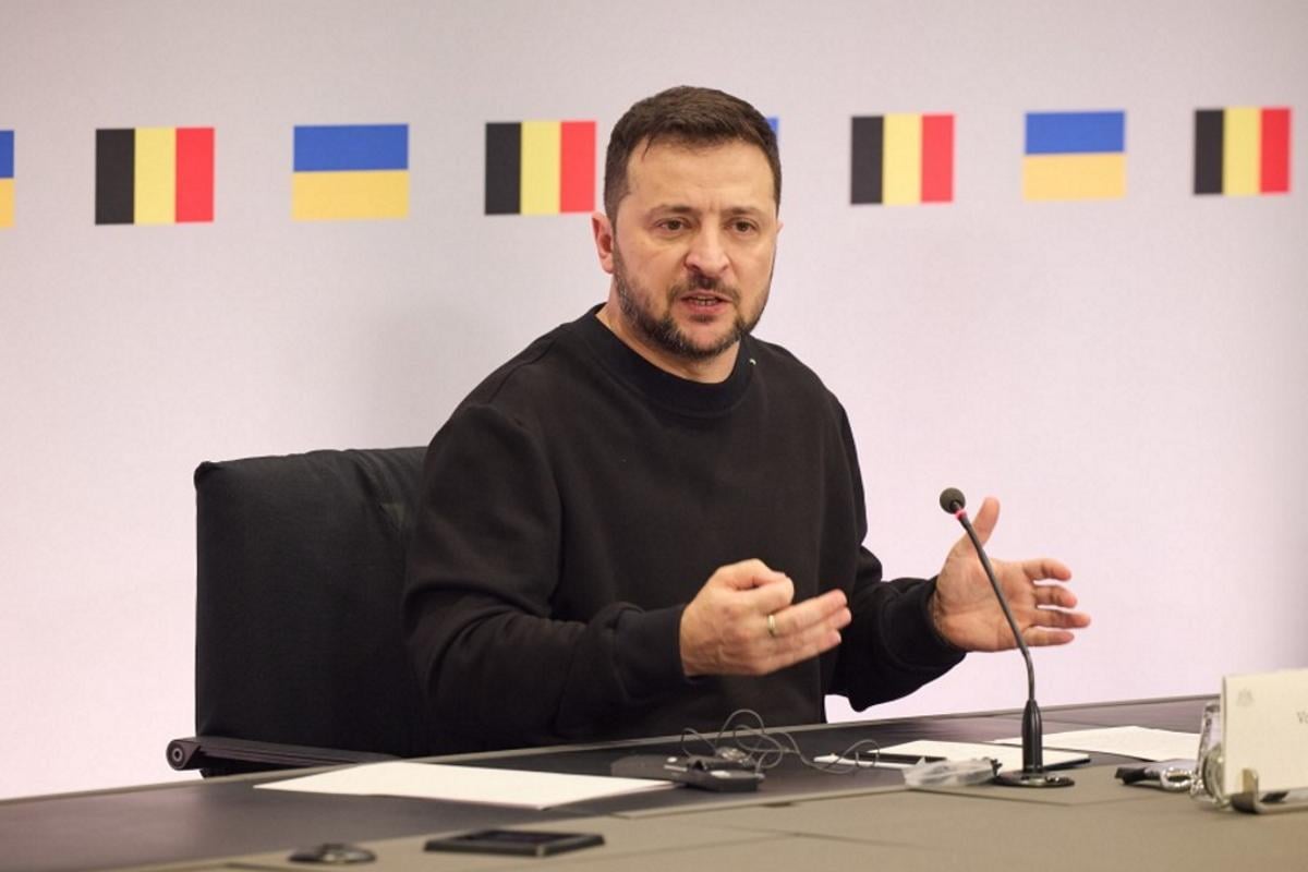 Незабаром Україна почне обганяти виробництво зброї в РФ, - Зеленський Незабаром Україна почне обганяти виробництво зброї в РФ, - Зеленський