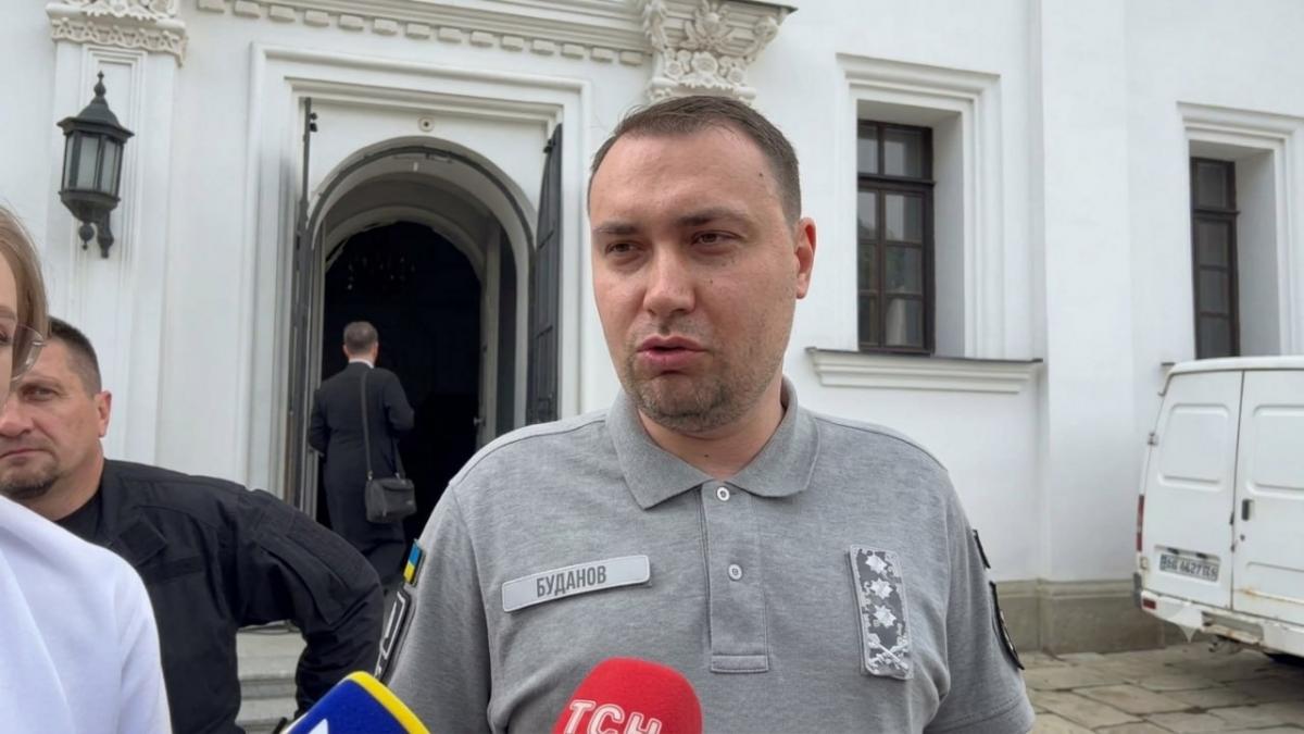 Буданов: Україна - це Богом обраний народ, ми стоїмо і будемо стояти Буданов: Україна - це Богом обраний народ, ми стоїмо і будемо стояти