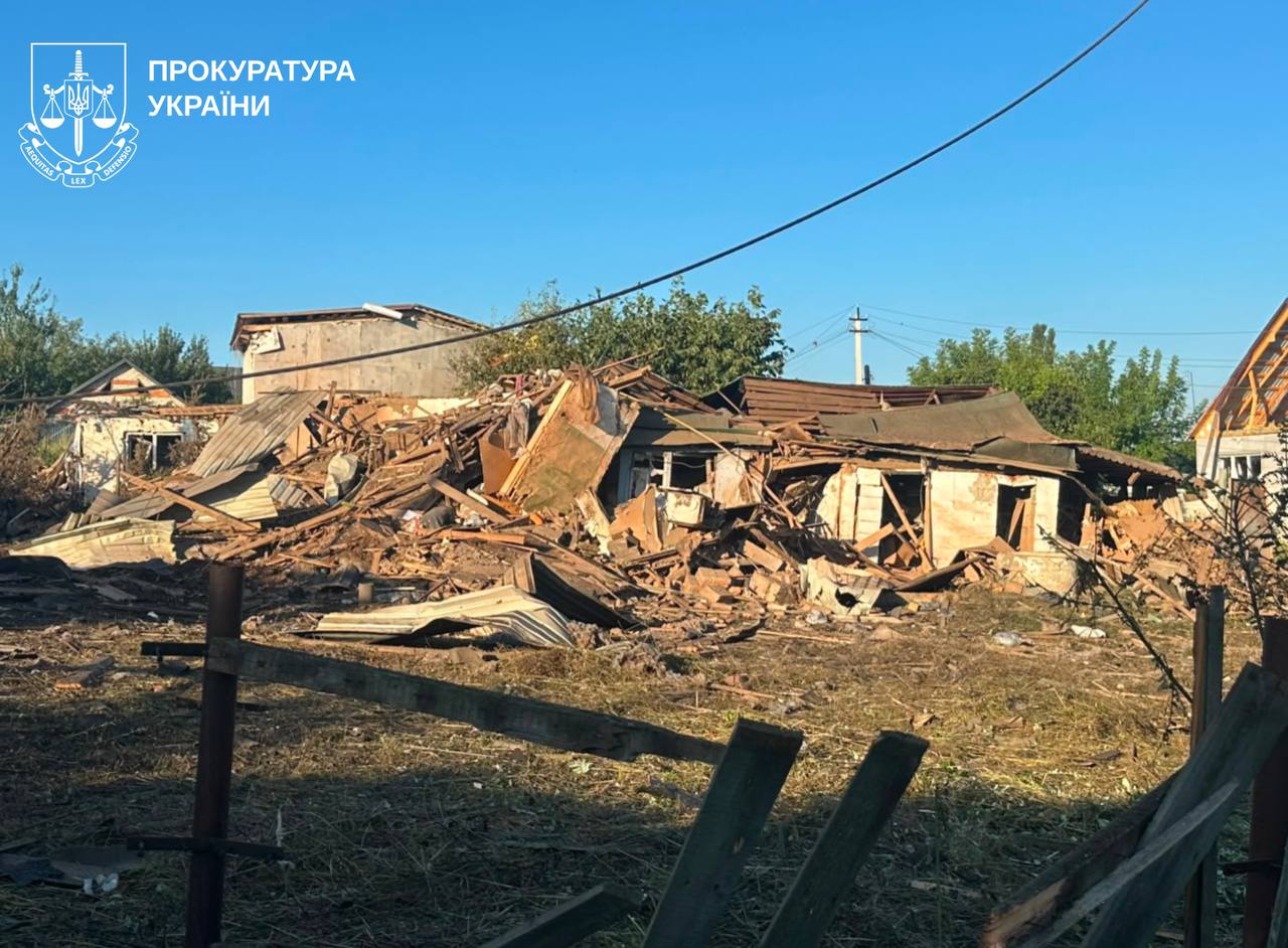 Прокуратура відкрила справу після авіаудару по Слатиному Прокуратура відкрила справу після авіаудару по Слатиному