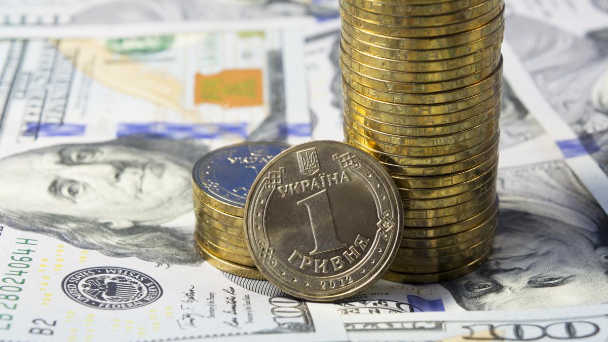 Курс долара та євро в Україні сьогодні: скільки коштує валюта 19 липня Курс долара та євро в Україні сьогодні: скільки коштує валюта 19 липня