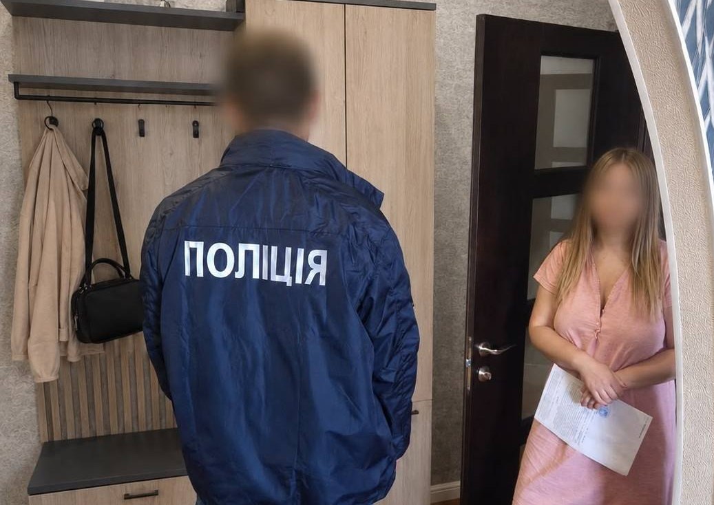 У Харкові викрили зловмисницю, яка робила з жінок повій У Харкові викрили зловмисницю, яка робила з жінок повій