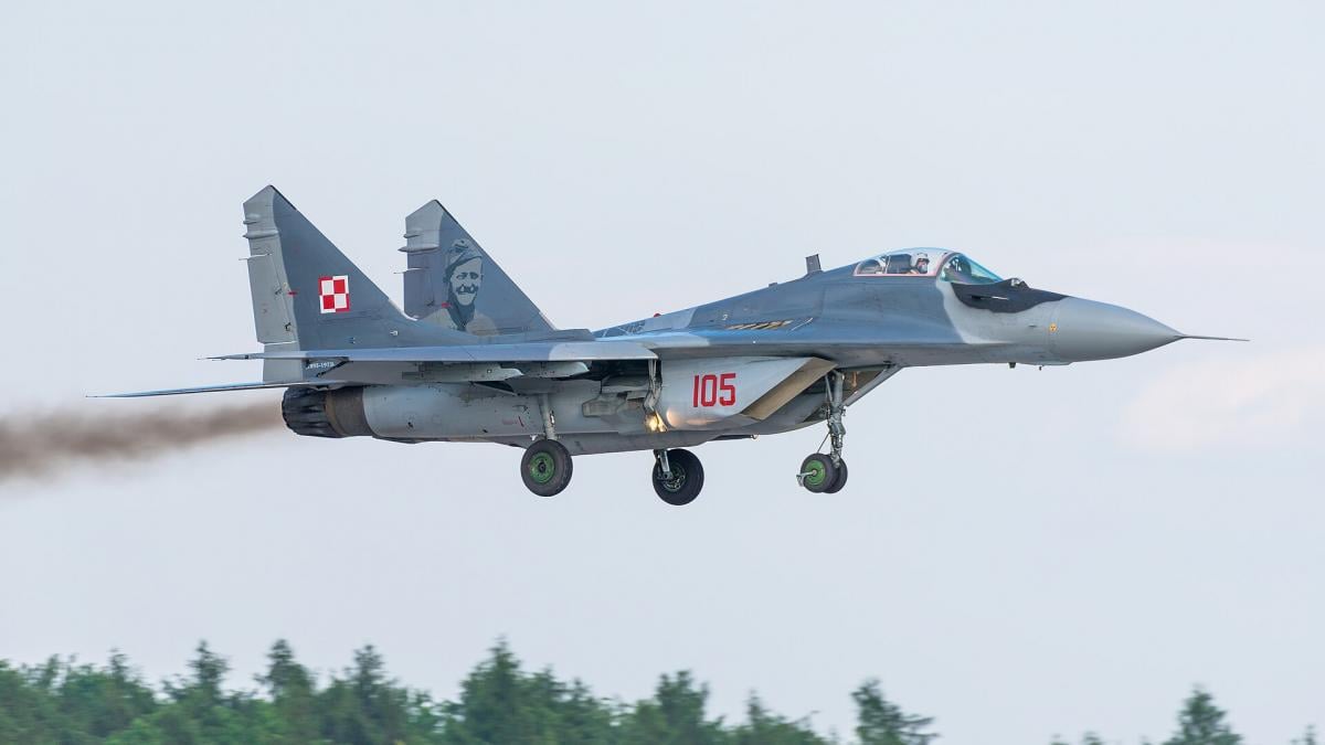 Передача Україні МіГ-29 від Польщі: стали відомі нові деталі угоди Передача Україні МіГ-29 від Польщі: стали відомі нові деталі угоди