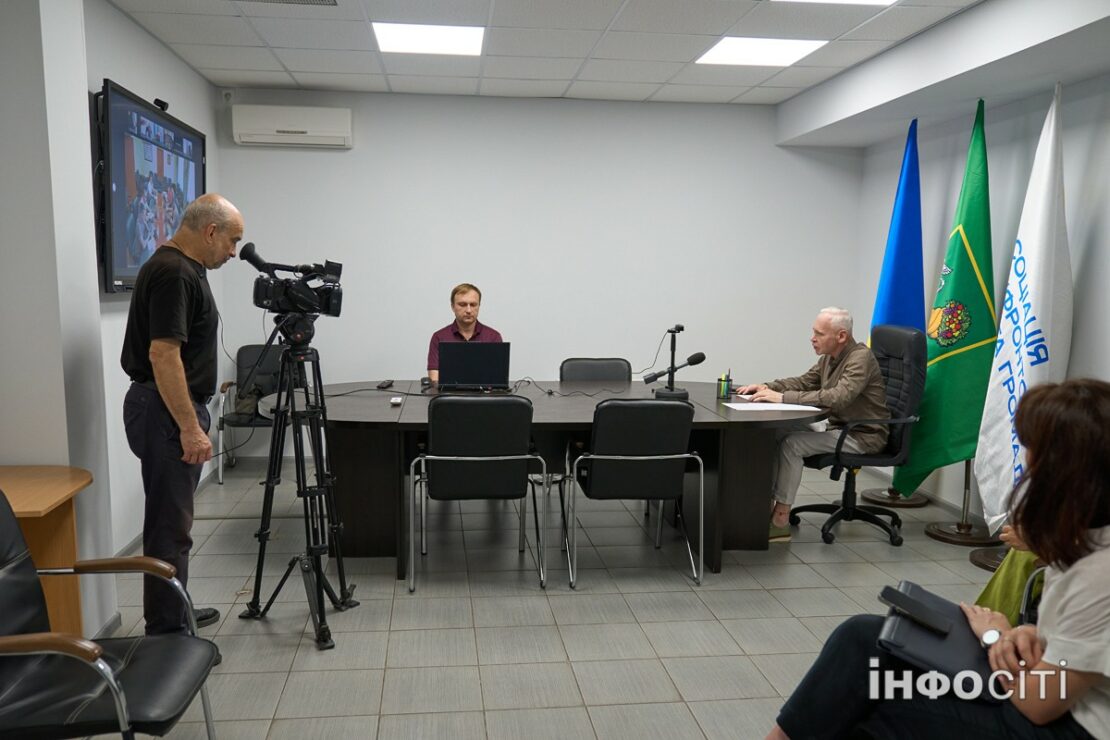 Працівники прифронтових громад мають отримати державні гарантії, - Терехов Працівники прифронтових громад мають отримати державні гарантії, - Терехов