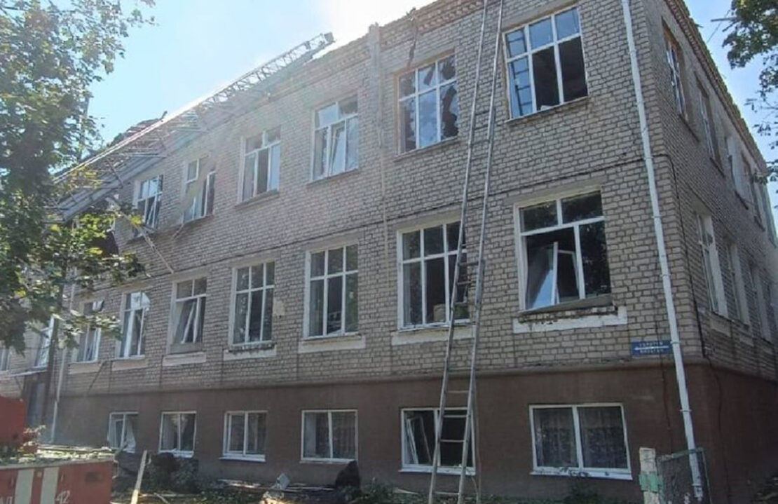 Через ранкові обстріли на Харківщині є загиблі та постраждалі Через ранкові обстріли на Харківщині є загиблі та постраждалі